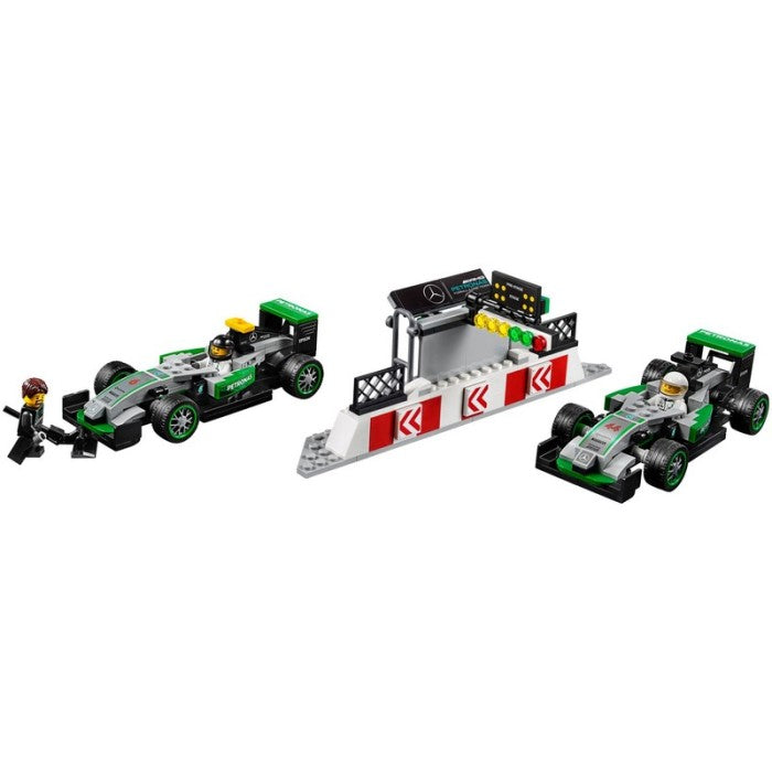 LEGO 75883 - Speed Champions - Mercedes AMG Petronas Formula One Team