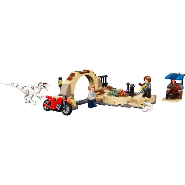 LEGO 76945 - Jurassic World - Atrociraptor Dinosaur: Bike Chase