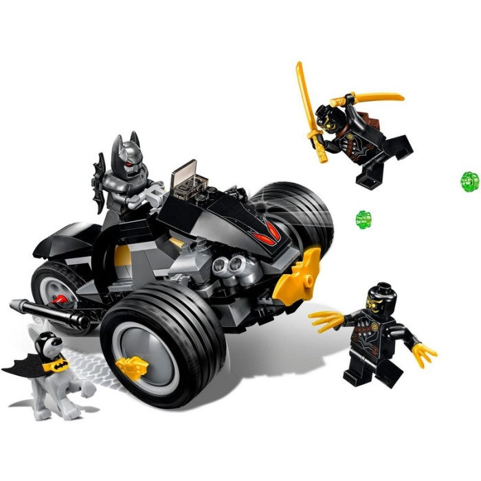 LEGO 76110 - Super Heroes - Batman: The Attack of the Talons
