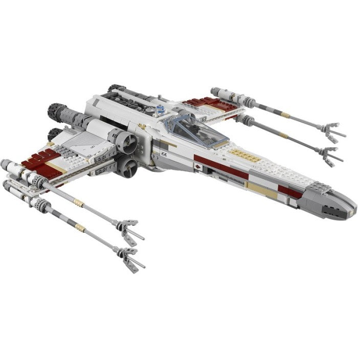 LEGO 10240 - Star Wars - Red Five X-wing Starfighter