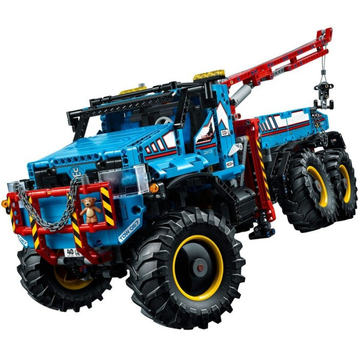 LEGO 42070 - Technic - 6x6 All Terrain Tow Truck