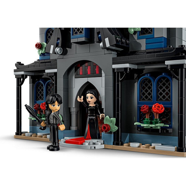 LEGO 76786 - Wednesday - Morticia's Cottage