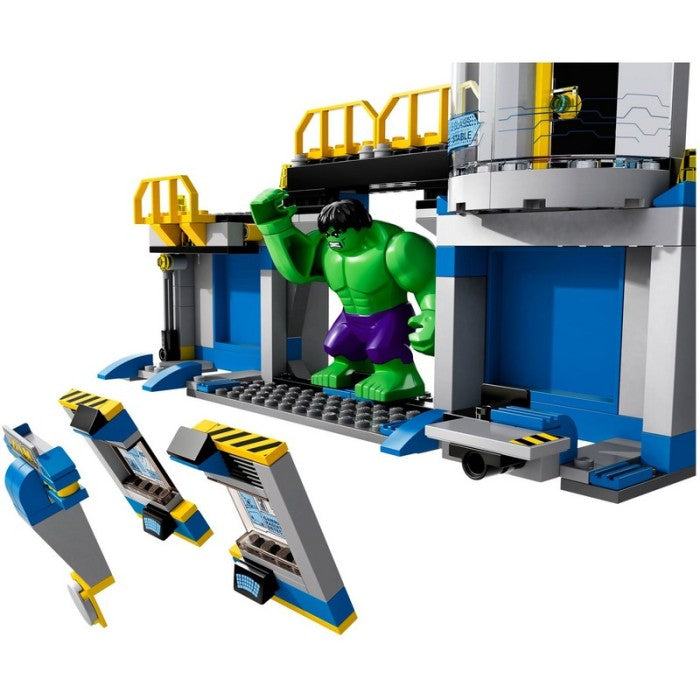 LEGO 76018 - Super Heroes - Avengers: Hulk Lab Smash