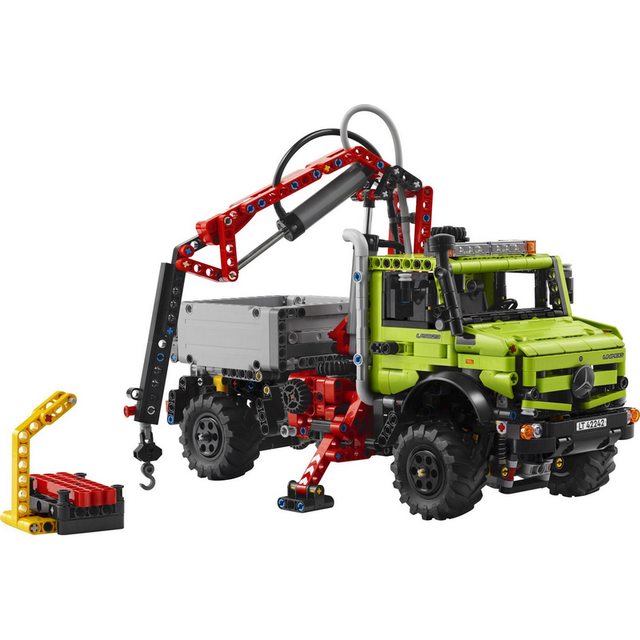 LEGO 42242 - Technic - Mercedes-Benz Unimog U 5023 with Crane