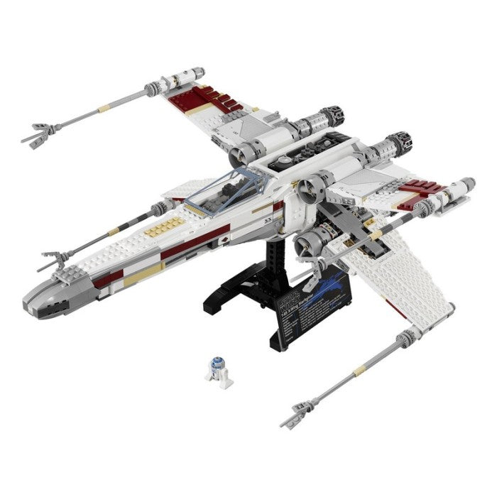 LEGO 10240 - Star Wars - Red Five X-wing Starfighter