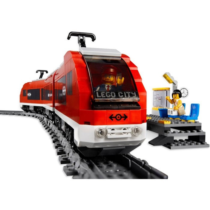 LEGO 7938 - City - Passenger Train