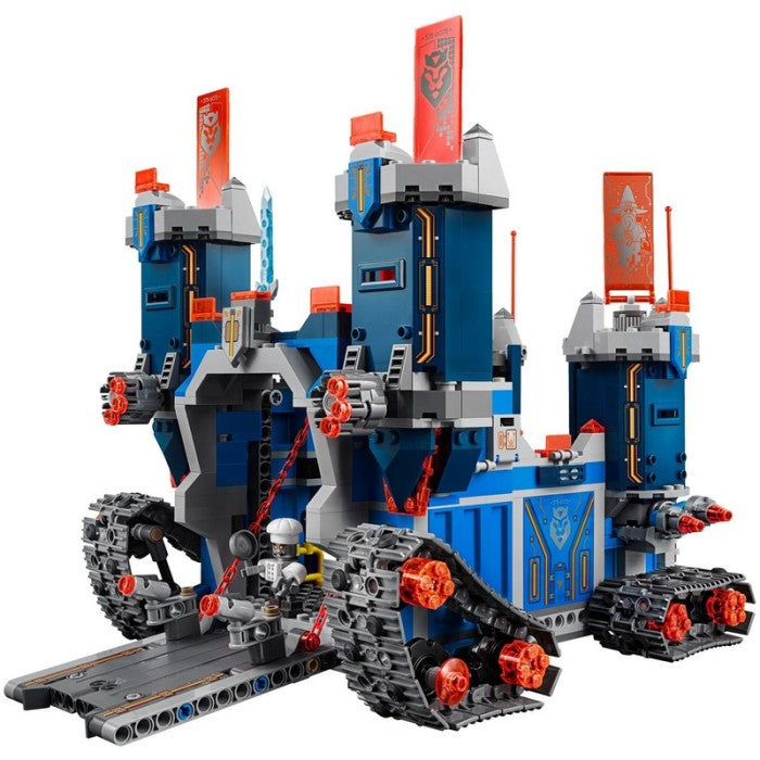 LEGO 70317 - Nexo Knights - The Fortrex