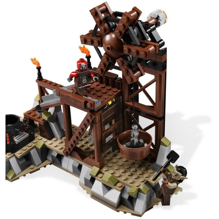LEGO 9476 - The Lord of The Rings - The Orc Forge