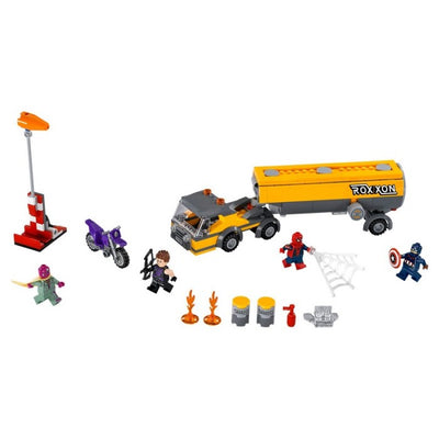 LEGO 76067 - Super Heroes - Tanker Truck Takedown