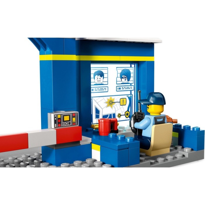 LEGO 60370 - City - Police Station Chase