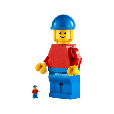 LEGO 40649 - Brick and More - Up-Scaled LEGO Minifigure