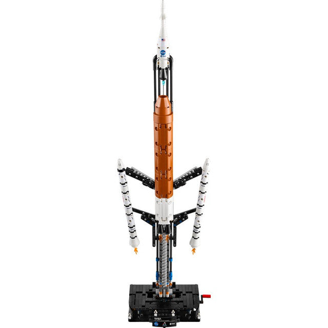 LEGO 42221 - Technic - NASA Artemis Space Launch System Rocket