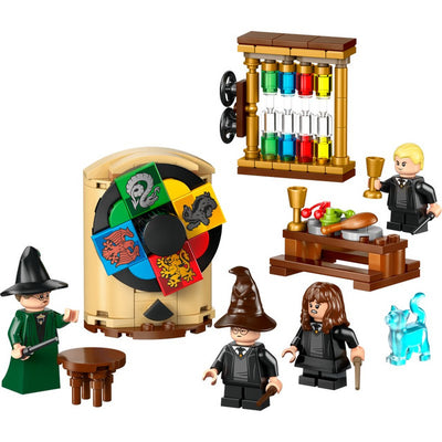 LEGO 76460 - Harry Potter - Hogwarts Castle: Sorting Hat Ceremony