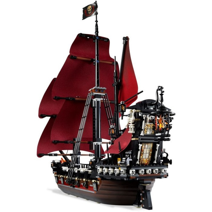 LEGO 4195 - Pirates of the Caribbean - Queen Anne's Revenge