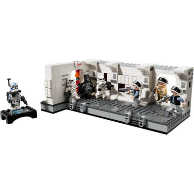 LEGO 75387 - Star Wars - Boarding the Tantive IV