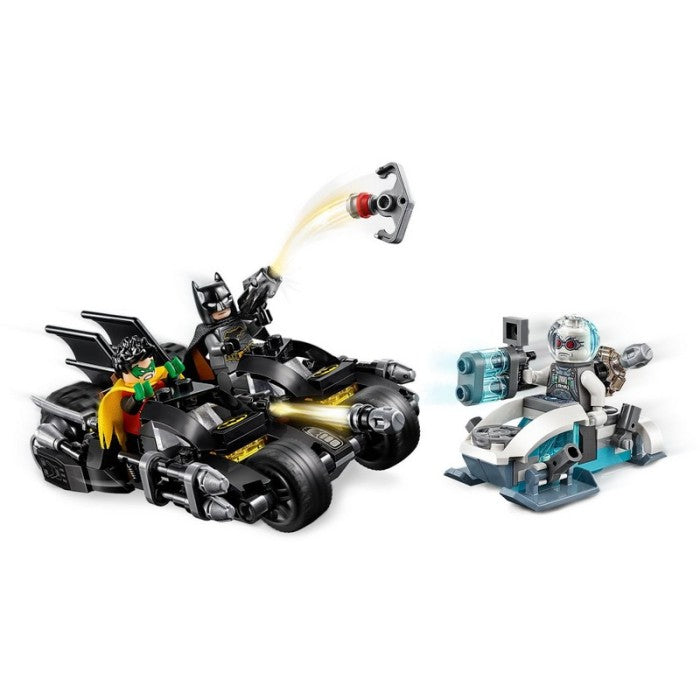 LEGO 76118 - Super Heroes - Freeze Batcycle Battle