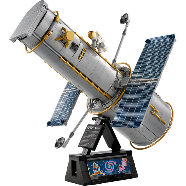 LEGO 11382 - Icons - Hubble Space Telescope