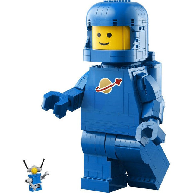 LEGO 40921 - Space - Up-Scaled Blue Astronaut Minifigure